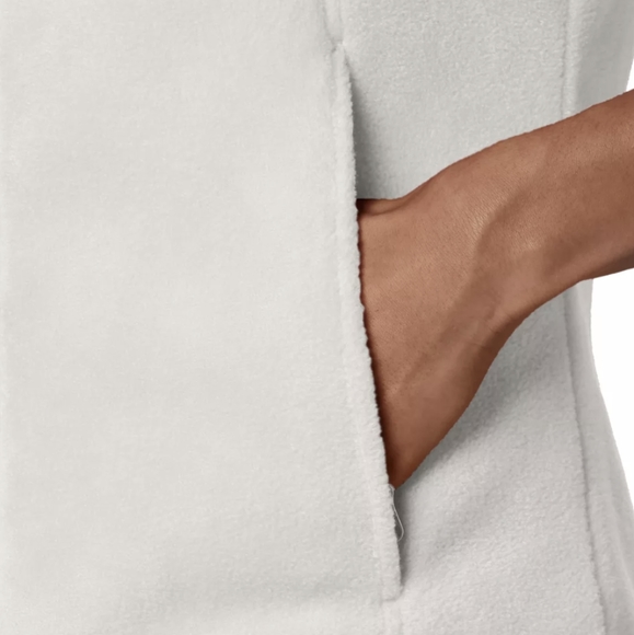 💖HP💖 NWOT Women's Benton Springs™ Fleece Vest - Picture 3 of 10